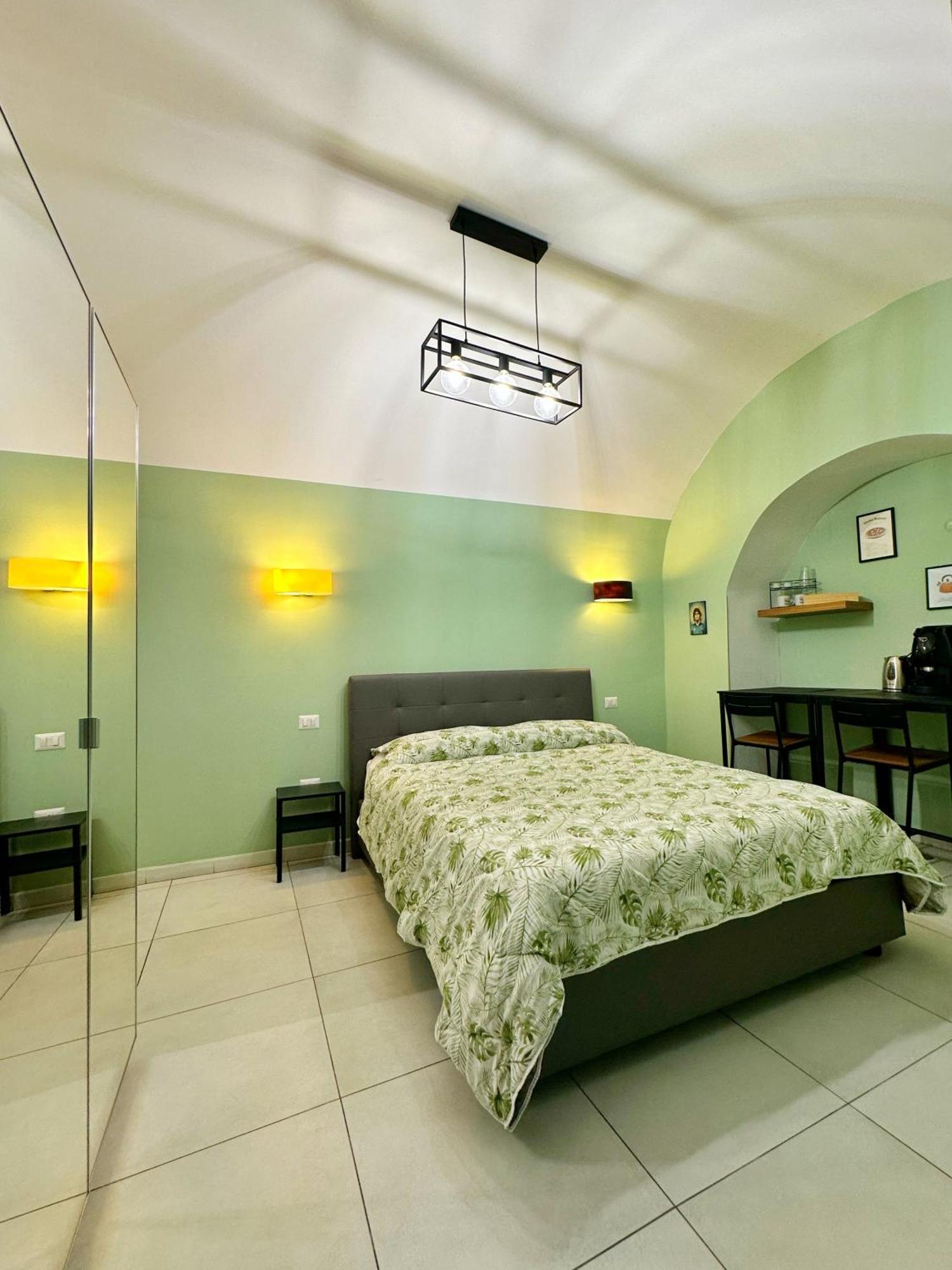 Casa Carmeli Bed & Breakfast Napoli Bagian luar foto