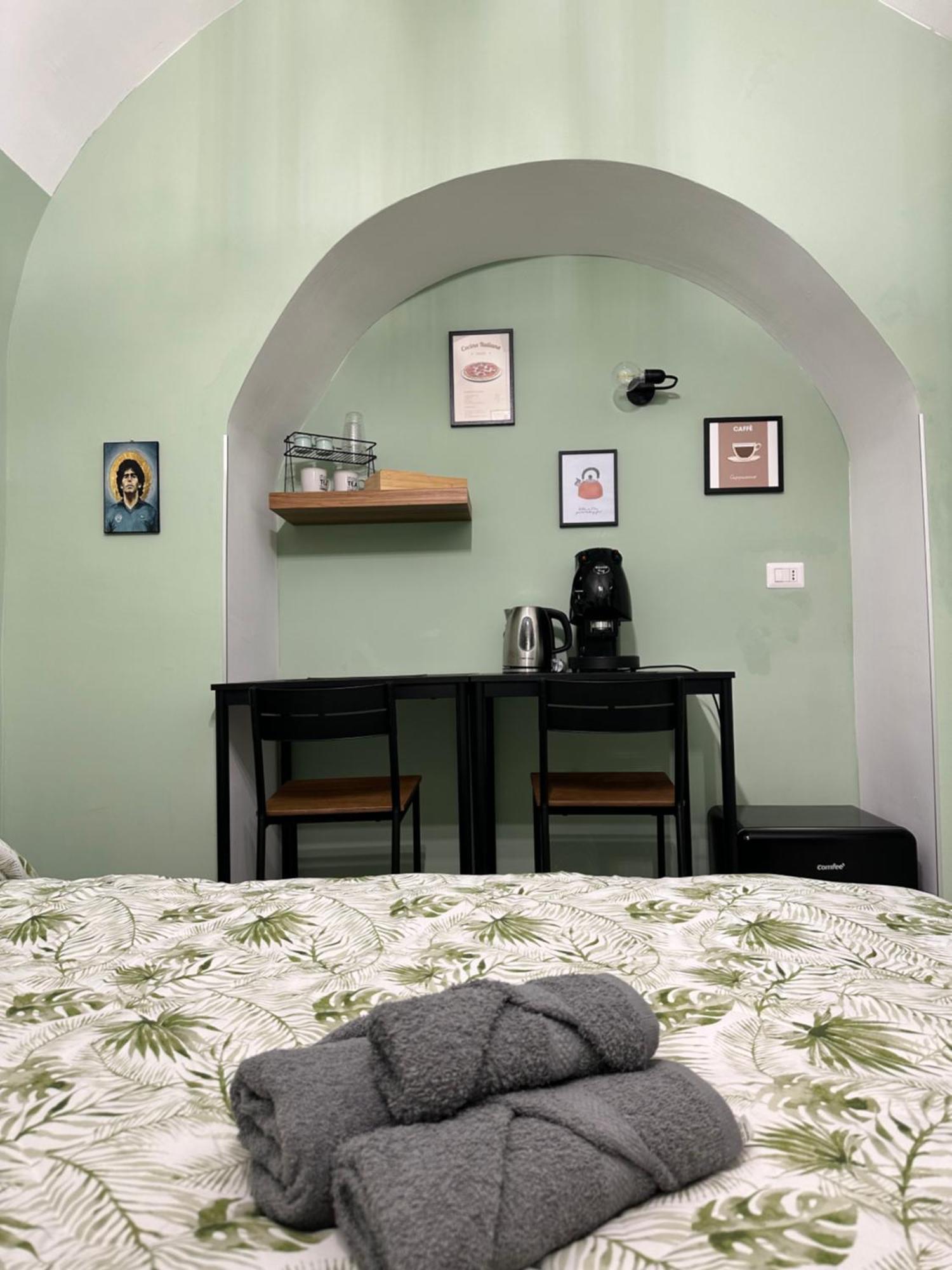 Casa Carmeli Bed & Breakfast Napoli Bagian luar foto